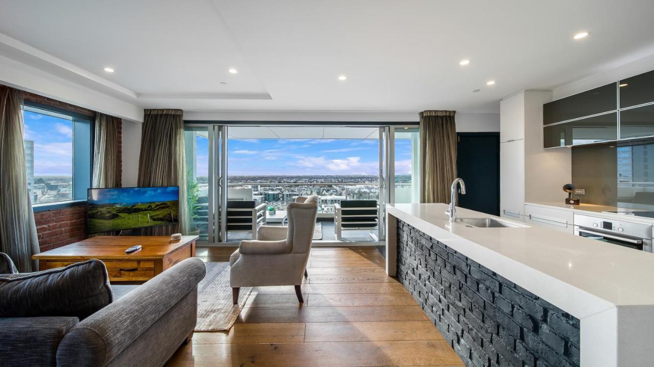 Central City View With Free Valet Parking Christchurch Extérieur photo
